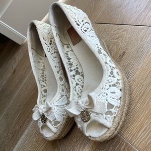 Tory Burch ecru lace wedges -size 37